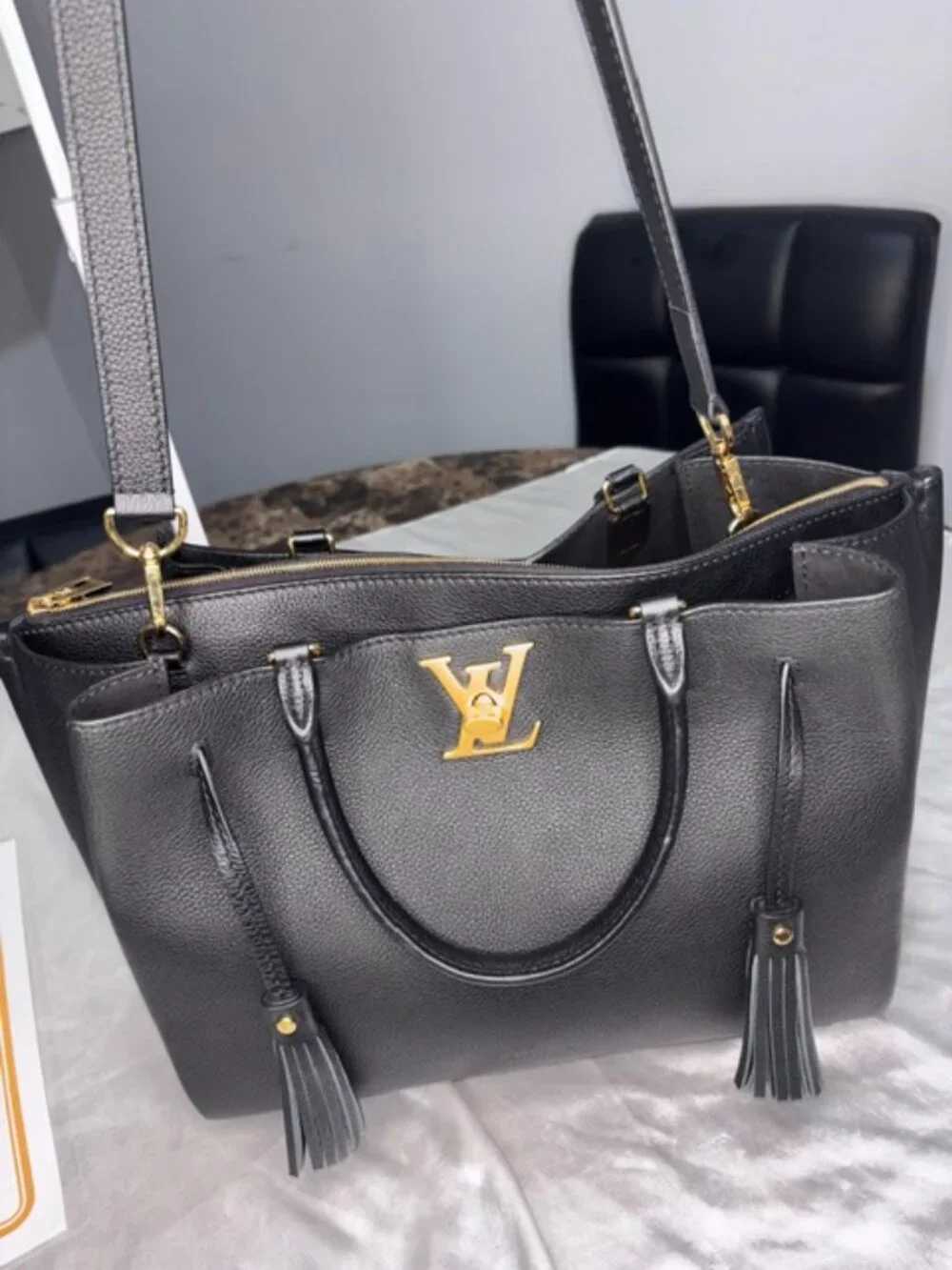 Louis Vuitton Lockmeto Black Leather Tote 🖤
